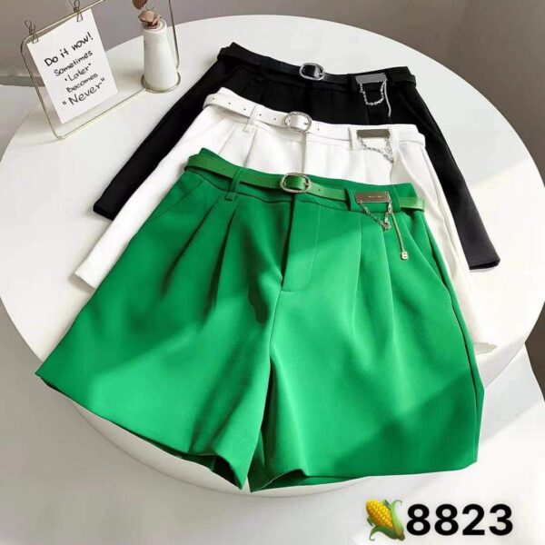 Chic Belted Pleated Shorts